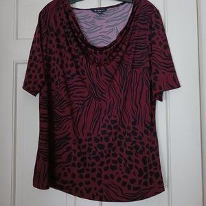 George designer Maroon and black print short sleeve scoop neck top Size 20